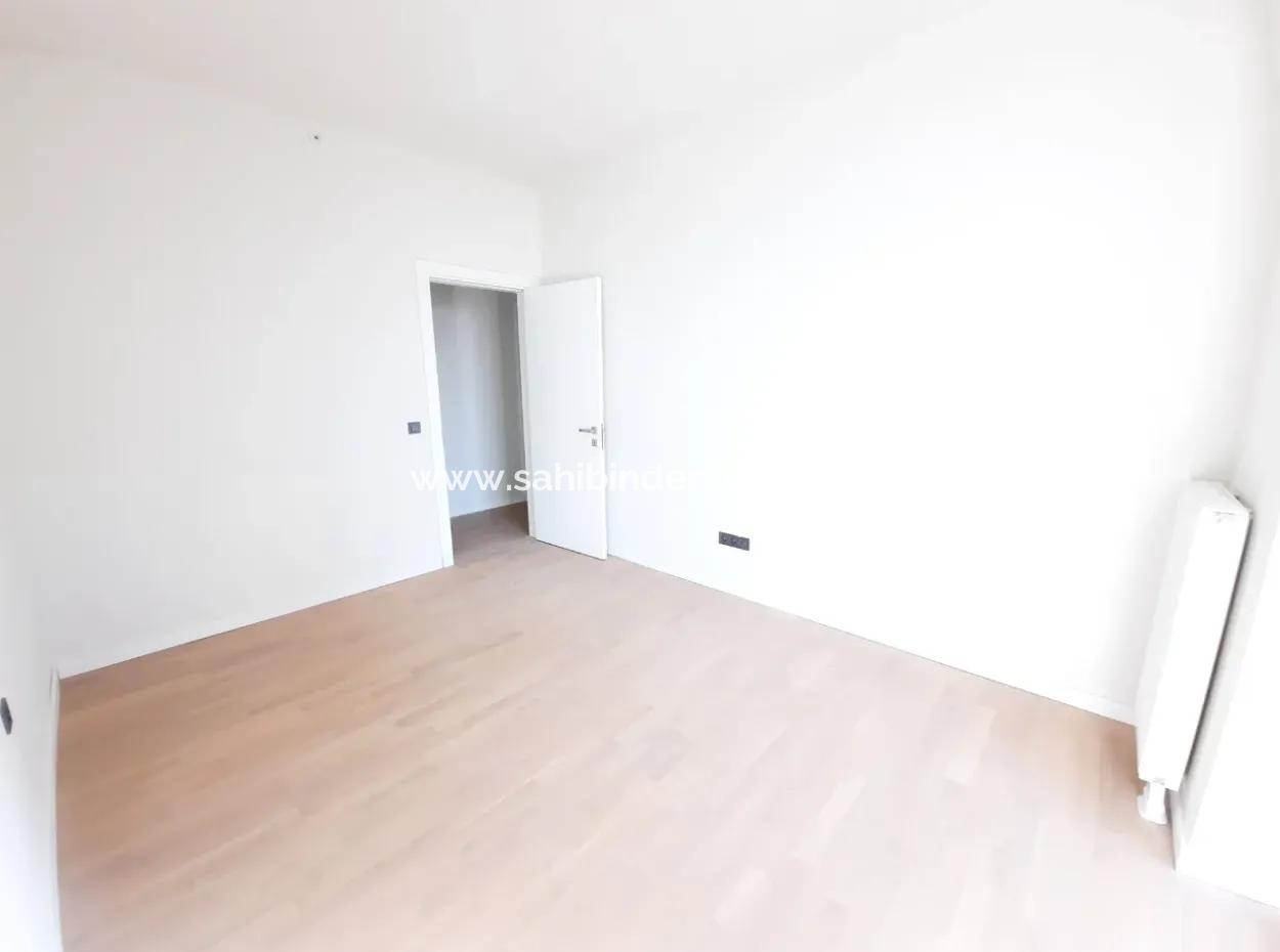 Beytepe İncek Bulvar Loft Satılık 4+1 3.Kat Park Manzaralı Güney Cephe  Daire