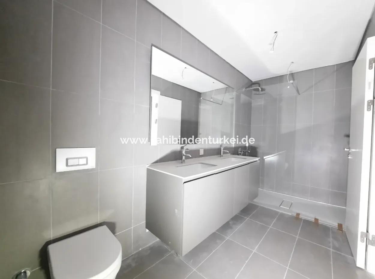 İncek Loft Satılık  4+1  Peyzaj Manzaralı  180 M² 2.Kat Daire