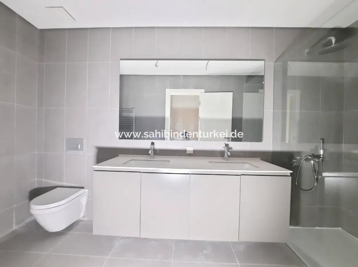 İncek Loft Satılık  4+1  Peyzaj Manzaralı  180 M² 2.Kat Daire