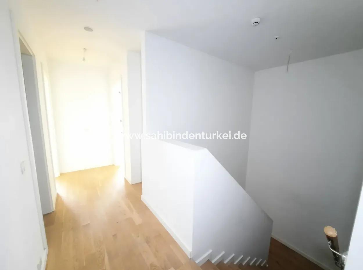 İncek Loft Satılık 3+1 Bahçe Dubleksi Peyzaj Manzaralı Daire