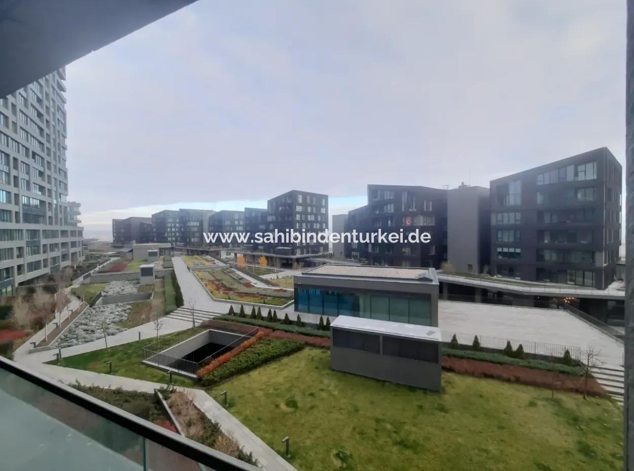 Krediye Uygun İncek Loft Satılık 2,5+1 Peyzaj Manzaralı 1.Kat Daire