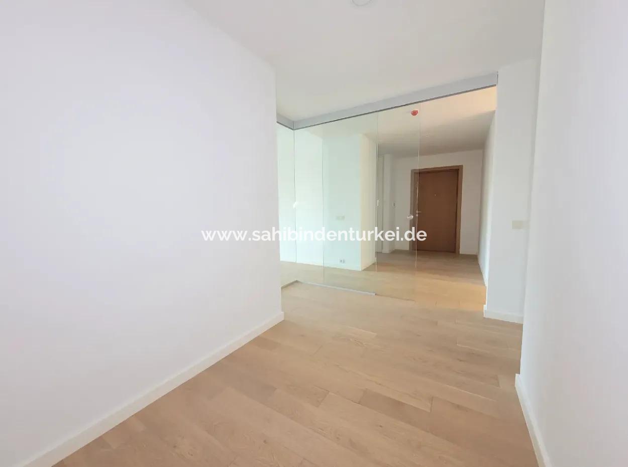 İncek Loft Satılık 2,5+1 Peyzaj Manzaralı 3.Kat Daire