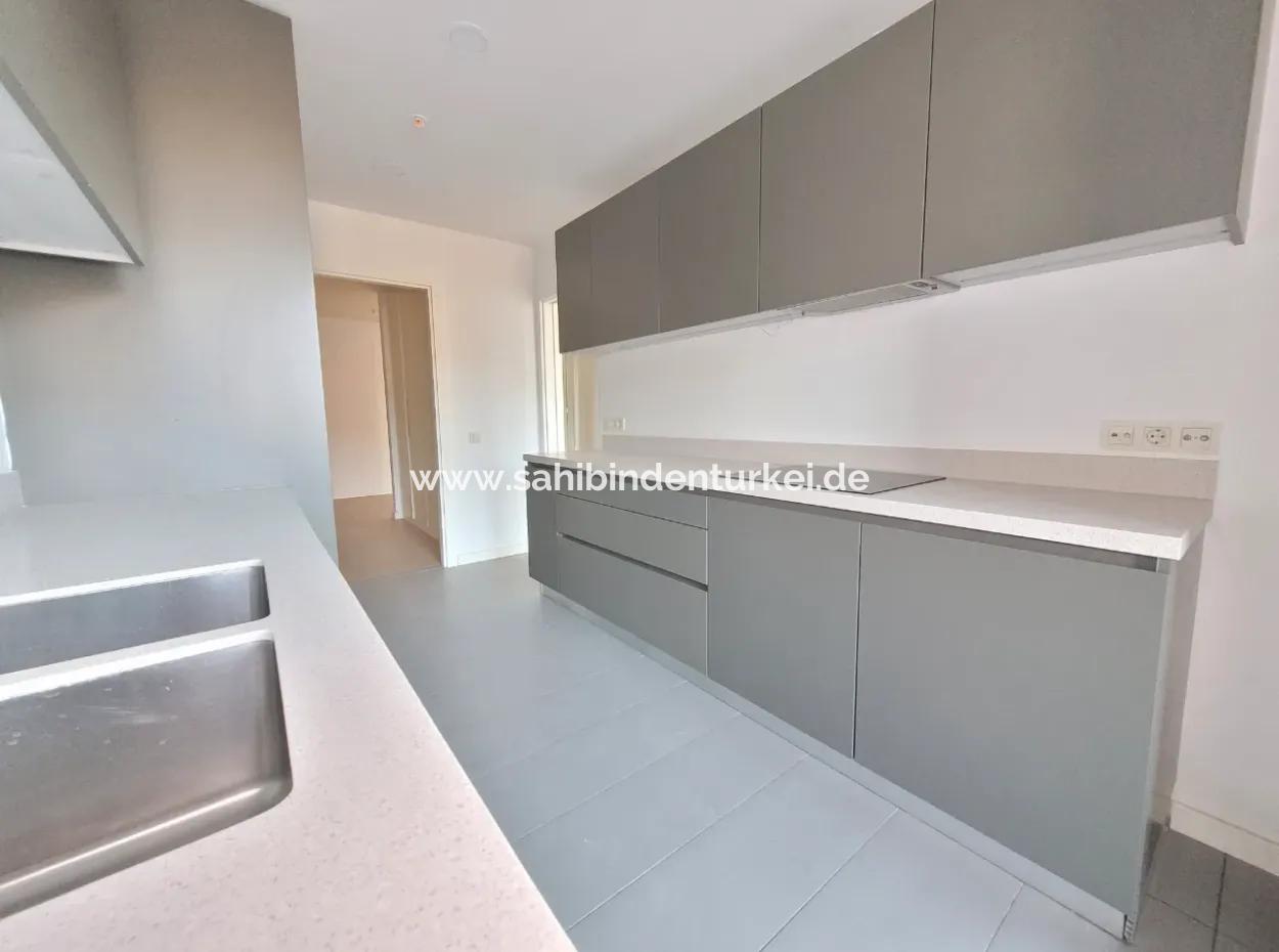 İncek Loft Satılık 2,5+1 Peyzaj Manzaralı 3.Kat Daire