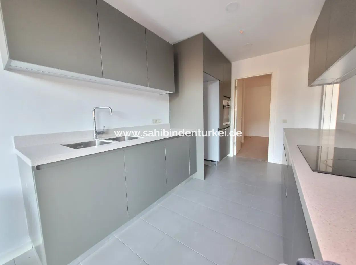 İncek Loft Satılık 2,5+1 Peyzaj Manzaralı 3.Kat Daire