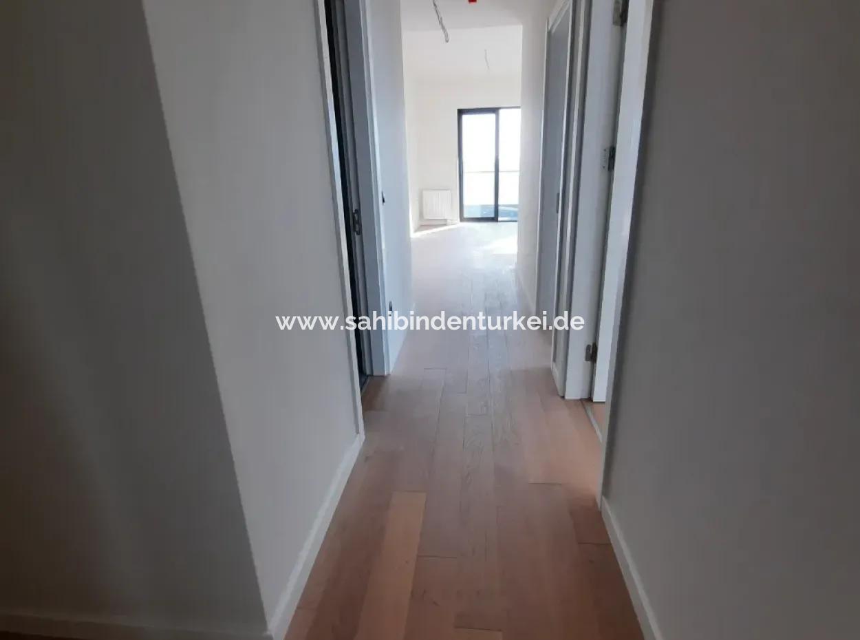 Beytepe İncek Bulvar Loft Sitesinde Satılık 3+1 110 M² 10.Kat Güney Cephe Daire