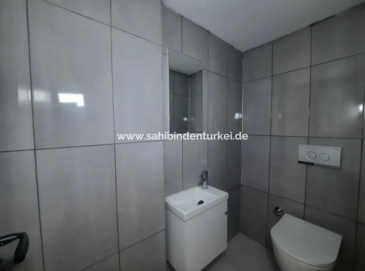 Çanakkale Çarşı İçinde Satılık 40 M²  Bacalı Dükkan