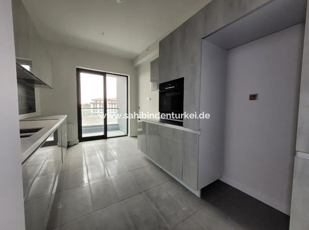 Beytepe İncek Bulvar Loft Satılık 3+1 110 M² 21.Kat Bulvar Manzaralı Daire