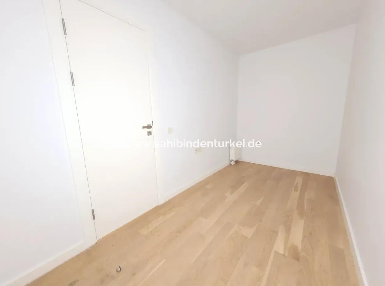 Kiracısız İncek Loft Satılık  5.5+1  Göl Manzaralı 20.Kat Daire
