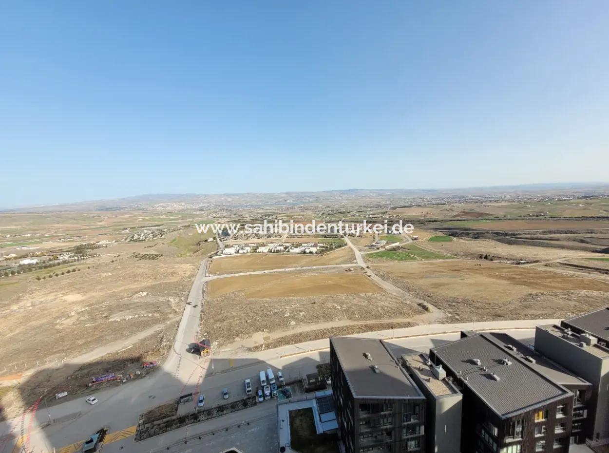 Kiracısız İncek Loft Satılık  5.5+1  Göl Manzaralı 20.Kat Daire