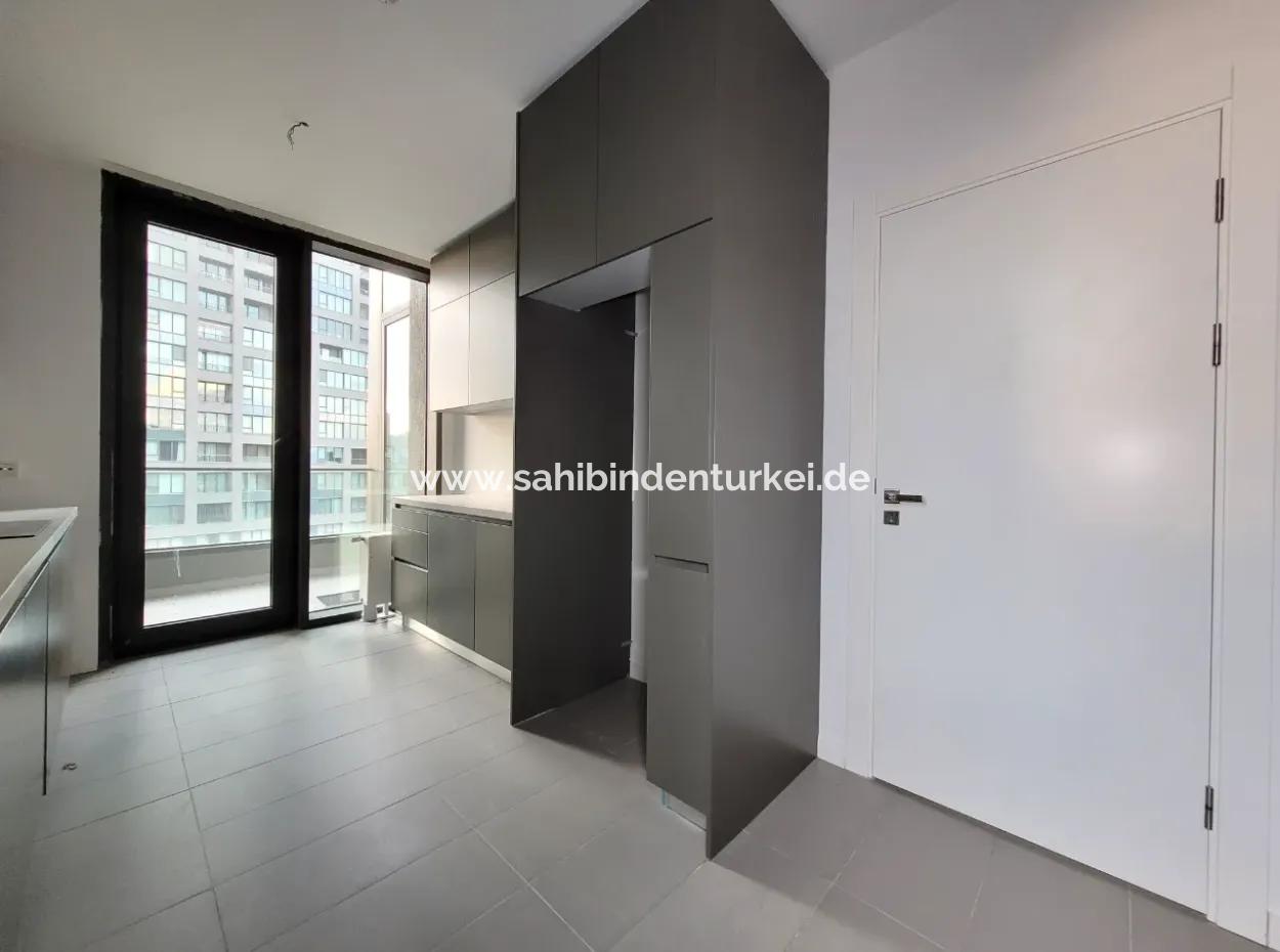 İncek Loft Satılık  5.5+1 Dubleks  Peyzaj Manzaralı 6.Kat Kiracısız Daire