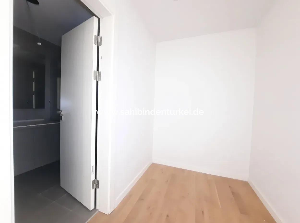 İncek Loft Satılık 5+1 Peyzaj Manzaralı 2.Kat Daire