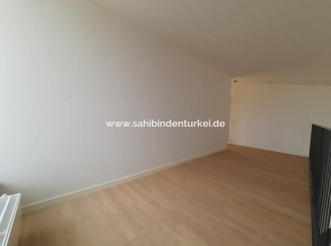 İncek Loft Satılık  5,5+1 Dubleks Göl Manzaralı 2.Kat Kiracısız Daire