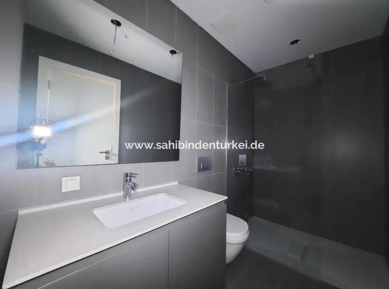 Boş Krediye Uygun İncek Loft Satılık  3+1 Dubleks Peyzaj Manzaralı 1.Kat Daire