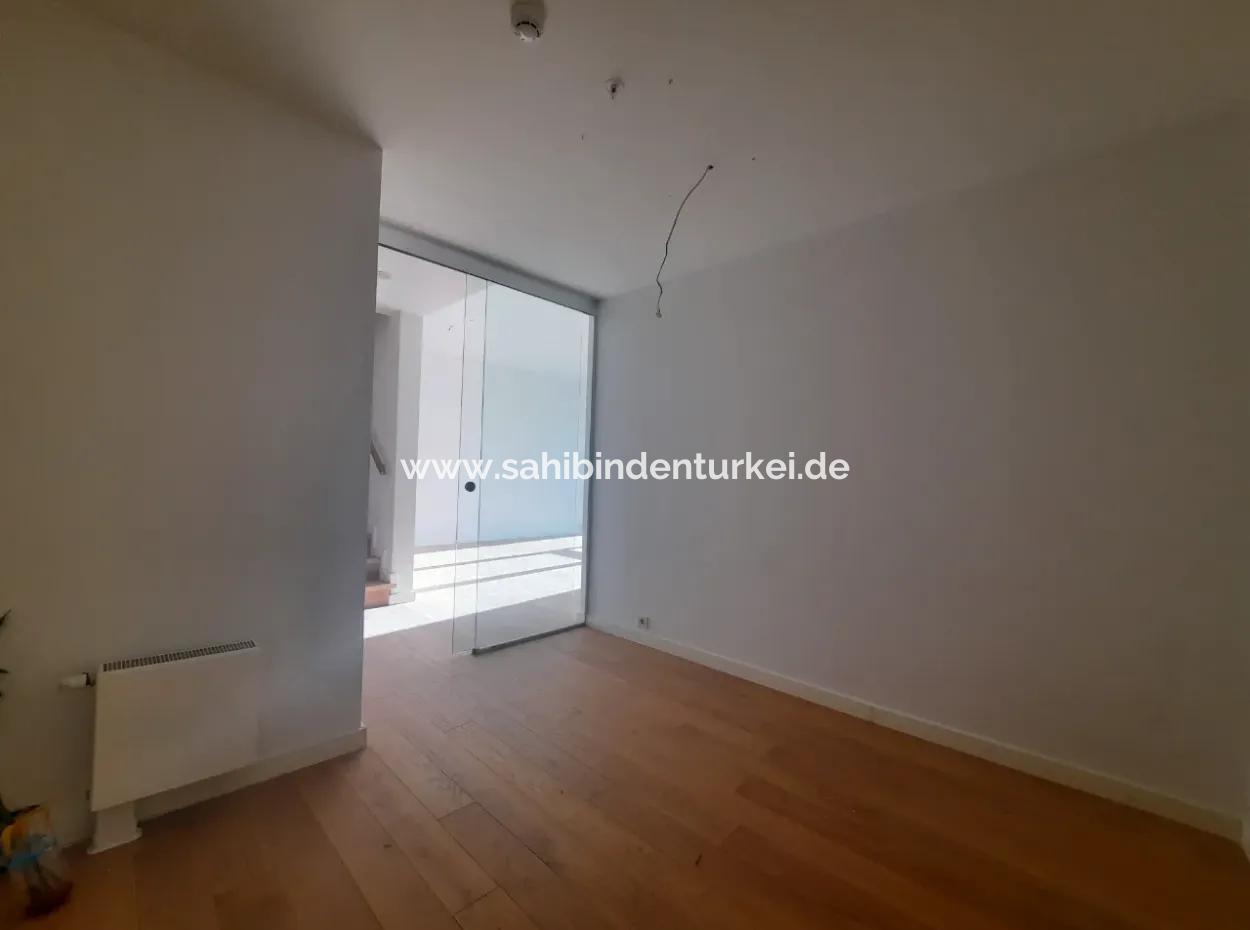 Boş Krediye Uygun İncek Loft Satılık  3+1 Dubleks Peyzaj Manzaralı 1.Kat Daire