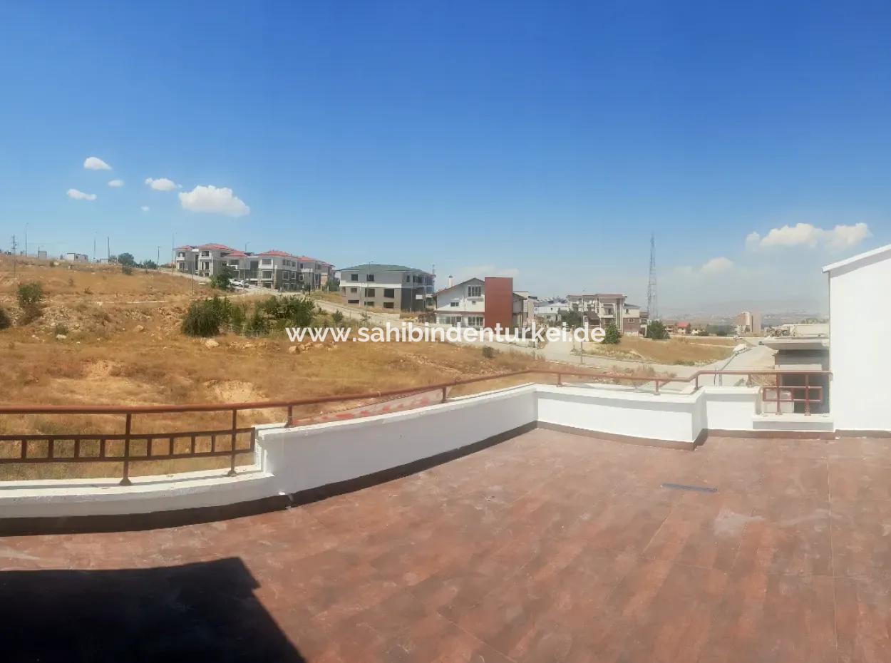 Bilkent 3 Ufuk Sitesi Yanında Oryap Sitesinde Kiralık Lüks 7+1 Villa