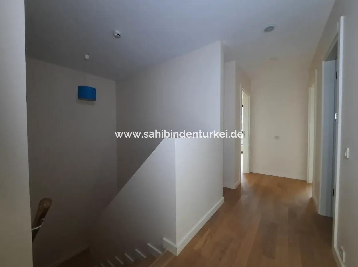 İncek Loft Satılık  3+1 Dubleks Peyzaj Manzaralı 2.Kat Daire