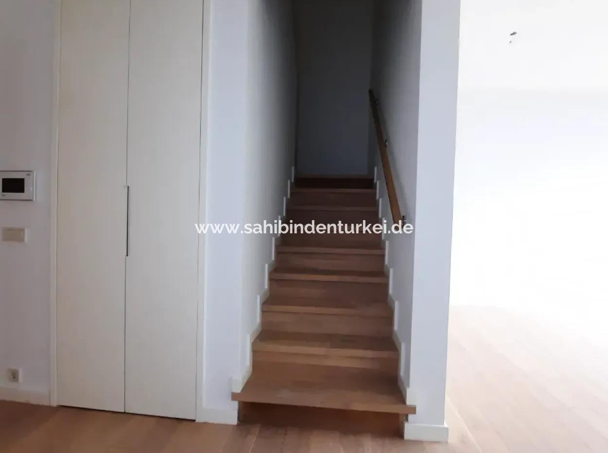 İncek Loft Satılık  3+1 Dubleks Peyzaj Manzaralı 2.Kat Daire