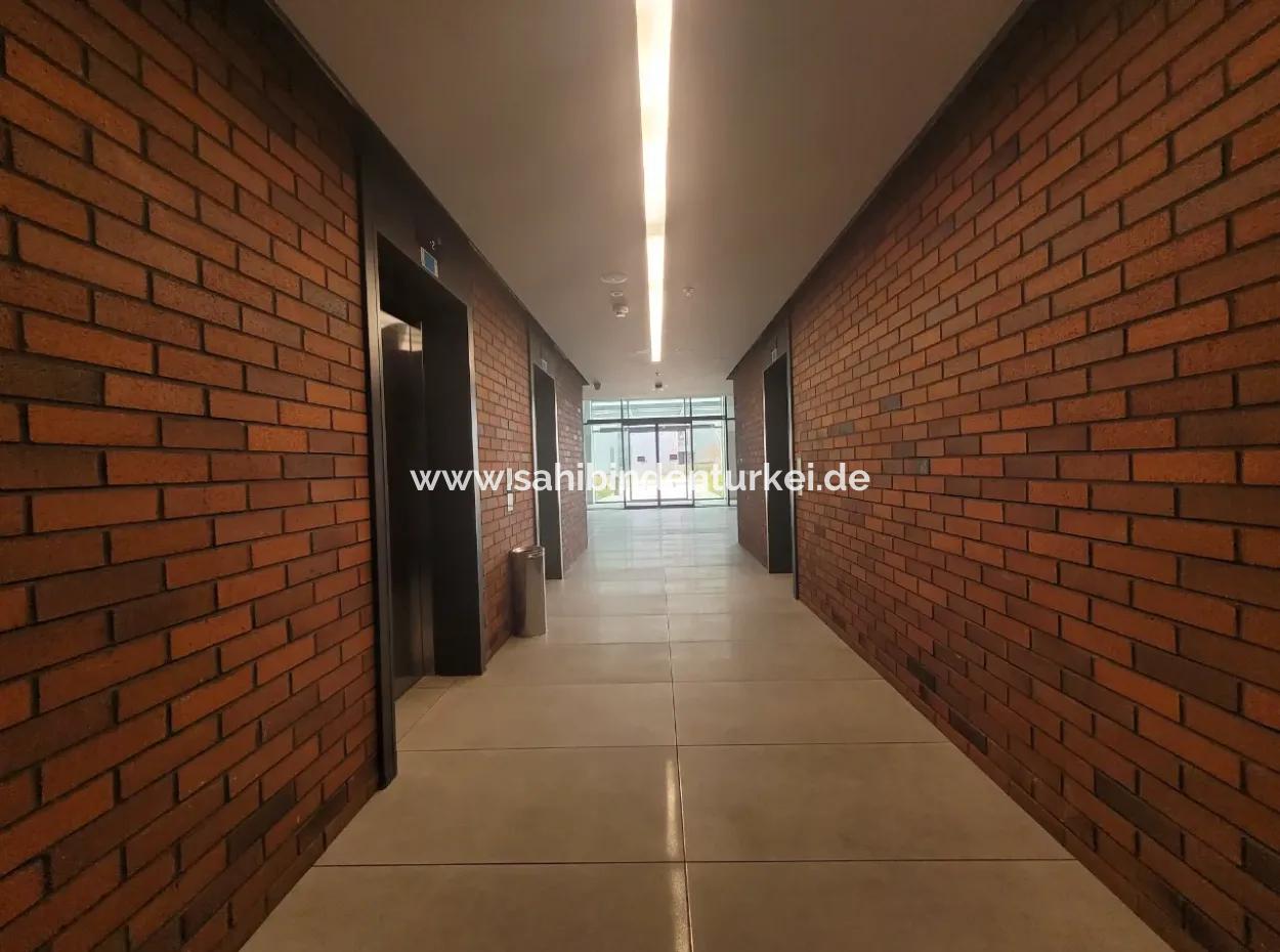 Vatandaşlığa Uygun Beytepe İncek Bulvar Loft Satılık 4+1 17.Kat Park Manzaralı Güney Cephe  Daire