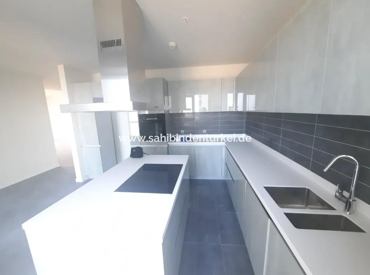 Beytepe İncek Bulvar Loft Satılık 5+1 10.Kat Kiracısız Daire