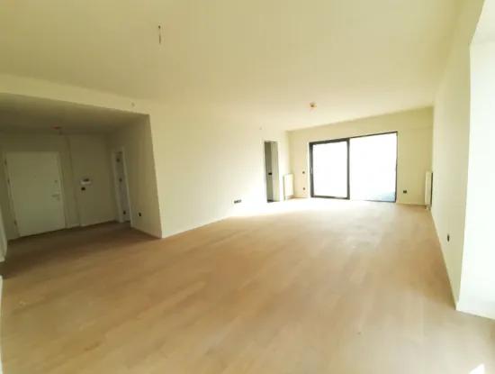 Vatandaşlığa Uygun Beytepe İncek Bulvar Loft Satılık 4+1 17.Kat Park Manzaralı Güney Cephe  Daire