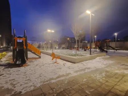 Beytepe İncek Bulvar Loft  Kiralık 3+1 110 M² 12.Kat Güney Cephe Daire