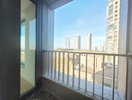 İncek Loft Kiralık 3+1 Şehir Manzaralı 19.Kat Daire