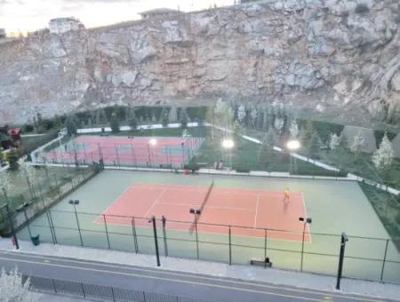 İncek Loft Kiralık 3+1 Şehir Manzaralı 19.Kat Daire