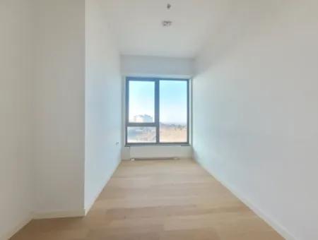 Boş İncek Loft Satılk 3+1 Şehir Manzaralı 10.Kat Daire