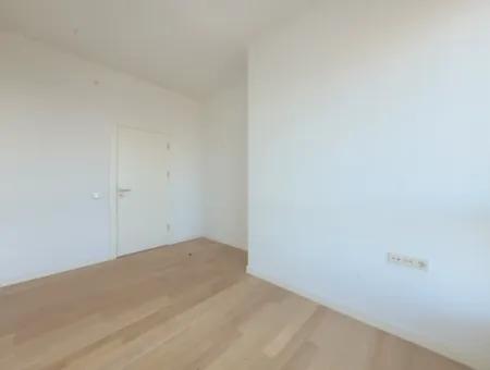 Boş İncek Loft Satılk 3+1 Şehir Manzaralı 10.Kat Daire