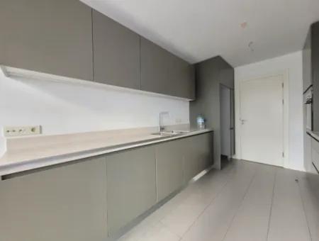 İncek Loft Satılık 3+1 110 M²  Peyzaj Manzaralı Daire