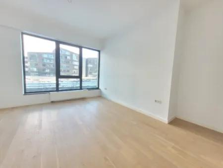 Boş Krediye Uygun İncek Loft Satılık 3+1 Bahçe Dubleksi Şehir Manzaralı Daire