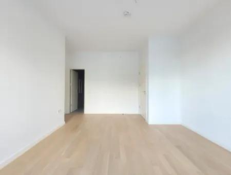 Boş Krediye Uygun İncek Loft Satılık 3+1 Bahçe Dubleksi Şehir Manzaralı Daire