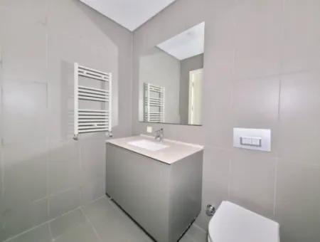 Boş Krediye Uygun İncek Loft Satılık 3+1 Bahçe Dubleksi Şehir Manzaralı Daire