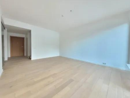 Boş Krediye Uygun İncek Loft Satılık 3+1 Bahçe Dubleksi Şehir Manzaralı Daire