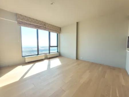 Boş İncek Loft Kiralık  1+1 Göl Manzaralı 3.Kat Daire