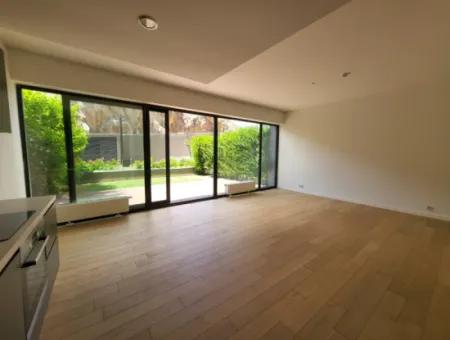 Boş Faturalı İncek Loft Satılık  2+1 Bahçe Dubleks Şehir Manzaralı Daire