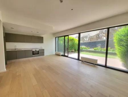 Boş Faturalı İncek Loft Satılık  2+1 Bahçe Dubleks Şehir Manzaralı Daire