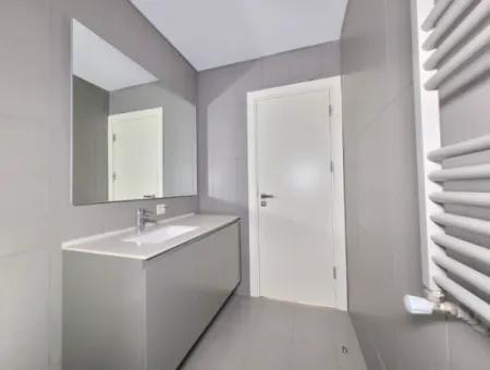 Boş İncek Loft Satılık  Teraslı 4+1  Mogan Manzaralı 146 M² 1.Kat Daire