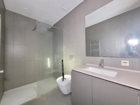 Boş İncek Loft Satılık  Teraslı 4+1  Mogan Manzaralı 146 M² 1.Kat Daire