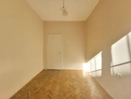 Ümitköy Merkez Ümitköy Sitesi Kiralık 100 M² 3+1 Bahçe Katı Daire Çankaya Ankara