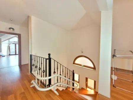 Vatandaşlığa Uygun Bursa Nilüfer Konak Mah. 340 M ² Panoramik Manzaralı Tam Müstakil Dubleks Satılık Villa