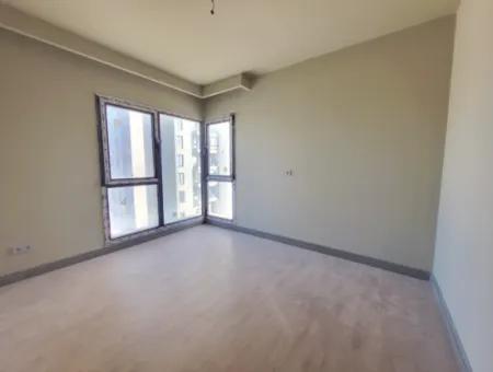 Sıfır Kent İncek Satılık 3+1 Peyzaj Manzaralı 124 M2 3.Kat Daire Hacılar Mah. Gölbaşı Ankara