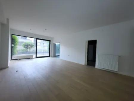 Krediye Uygun Boş İncek Loft Satılık 2,5+1 Peyzaj Manzaralı Bahçe Katı Daire 2 Bahçeli