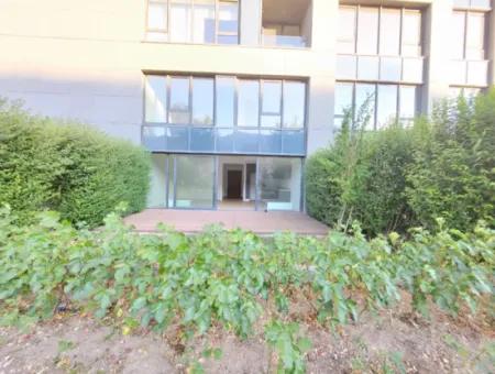 Kiracısız İncek Loft Satılık  2+1 Bahçe Dubleks Şehir Manzaralı Daire