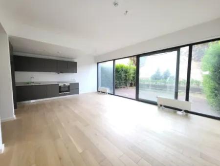 Kiracısız İncek Loft Satılık  2+1 Bahçe Dubleks Şehir Manzaralı Daire