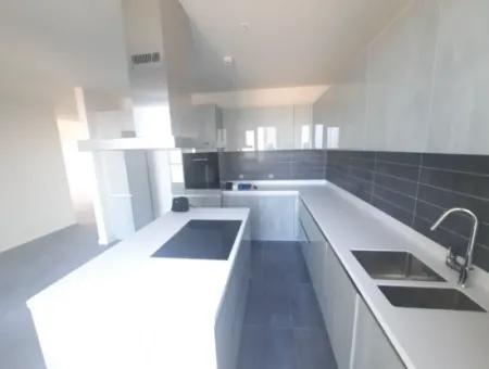 Beytepe İncek Bulvar Loft Satılık 5+1 12.Kat Kiracısız Daire