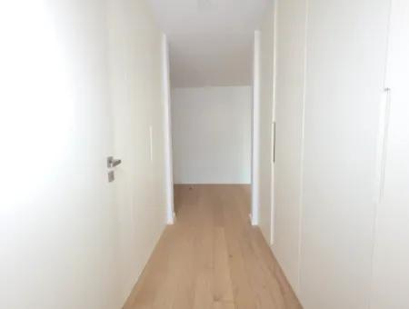 İncek Loft Satılık 2,5+1 Peyzaj Manzaralı 3.Kat Daire