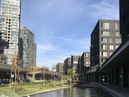 Boş Krediye Uygun İncek Loft Satılık  3+1 Dubleks Peyzaj Manzaralı 1.Kat Daire