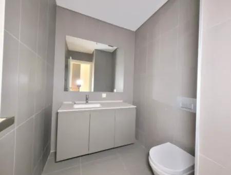 Boş Krediye Uygun İncek Loft Satılık  2+1 Dubleks Şehir Manzaralı 2.Kat Daire