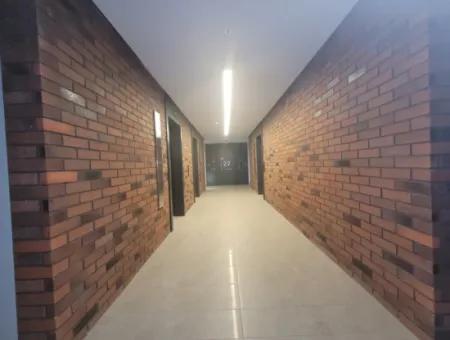 Vatandaşlığa Uygun Beytepe İncek Bulvar Loft Satılık 4+1 17.Kat Park Manzaralı Güney Cephe  Daire